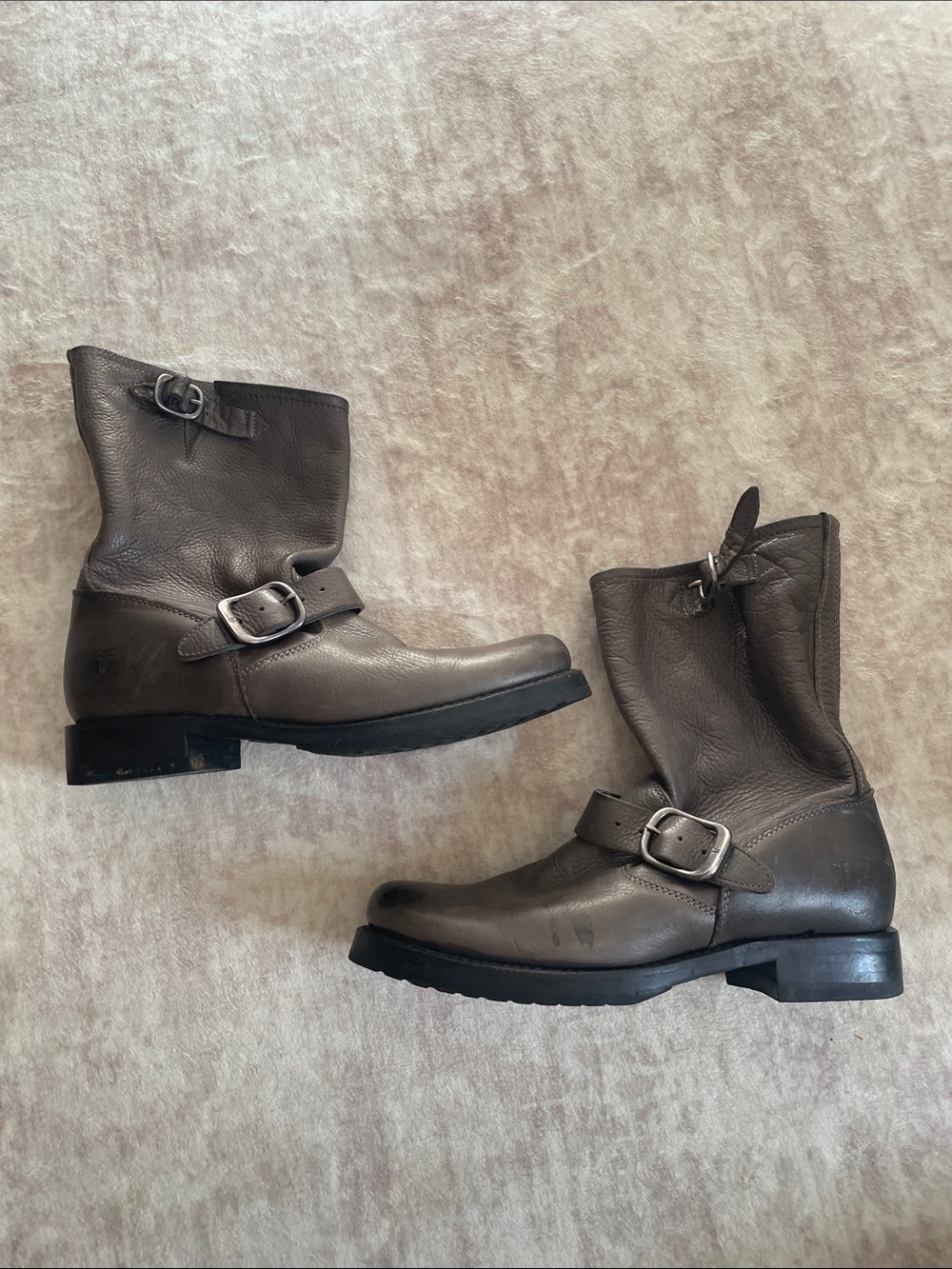 Frye Veronica boots size 8